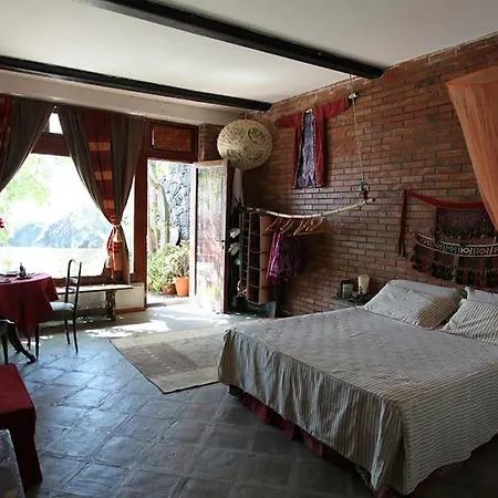 Hébergement de vacances Casa Romantica Sulla Scogliera A *