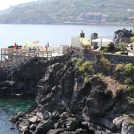 Holiday home Casa Romantica Sulla Scogliera A *